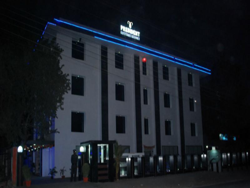 Hotel President Cottage Jalgaon Exterior photo